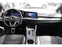 Volkswagen Golf 1.5 eTSI 150pk DSG R-Line Navi | Adaptief Cruise | Apple/Android Carplay | Achteruitrijcamera | Schuif/Kantel dak