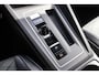 Volkswagen Golf 1.5 eTSI 150pk DSG R-Line Navi | Adaptief Cruise | Apple/Android Carplay | Achteruitrijcamera | Schuif/Kantel dak