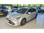 Toyota Corolla Touring Sports 1.8 Style | Apple/Android | Stoel en stuur verw | Trekhaak |