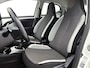 Toyota Aygo 1.0 VVT-i x-play | Navigatie | Camera | Cruise Control | Bluetooth | Airco
