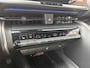 Toyota C-HR / C-HR+ 2.0 Plug-in Hybrid 220 Executive 1e EIGENAAR NL-AUTO STOEL/STUURVERW JBL-AUDIO MEMORY PARK-SENSOREN BLIND-SPOT ELEK-ACHTERKLEP CAMERA AD-CRUISE APPLE/ANDROID LM-VELGEN