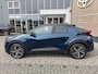Toyota C-HR / C-HR+ 2.0 Plug-in Hybrid 220 Executive 1e EIGENAAR NL-AUTO STOEL/STUURVERW JBL-AUDIO MEMORY PARK-SENSOREN BLIND-SPOT ELEK-ACHTERKLEP CAMERA AD-CRUISE APPLE/ANDROID LM-VELGEN