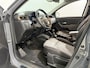 Dacia Duster 150PK TCe Extreme Automaat | 1e eigenaar | Side Steps | 360 Camera | Climate Control | Apple CarPlay/Android Auto | Lichtmetalen Velgen | Cruise Control | Licht & Regen Sensor |