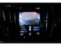 Volvo V60 B4 R-Design | Bowers & Wilkins Premium Audio | Adaptive Cruise Control | Gelamineerde Zijruiten | 360° Parkeercamera | BLIS | 20'' Lichtmetalen velgen | Parkeersensoren voor + achter | Panoramadak | Dealeronderhouden |