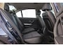 BMW 3-Serie 320i Executive | Facelift | Keyless entry | Stoelverwarming | Navigatie Professional | Cruise control | Spiegelpakket | Climate control | PDC | Chrome Line | Regensensor