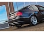 BMW 3-Serie 320i Executive | Facelift | Keyless entry | Stoelverwarming | Navigatie Professional | Cruise control | Spiegelpakket | Climate control | PDC | Chrome Line | Regensensor