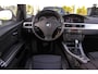 BMW 3-Serie 320i Executive | Facelift | Keyless entry | Stoelverwarming | Navigatie Professional | Cruise control | Spiegelpakket | Climate control | PDC | Chrome Line | Regensensor