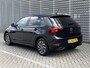 Volkswagen Polo 1.0 TSI Life / Climate controle / App connect / Parkeersensoren V+A / Fabrieksgarantie 12-27 / **