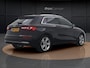 Audi A3 Sportback 35 TFSI 150 PK Advanced | Sportstoelen | CarPlay | Parkeerhulp | 17" | Getint Glas |