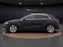 Audi A3 Sportback 35 TFSI 150 PK Advanced | Sportstoelen | CarPlay | Parkeerhulp | 17" | Getint Glas |