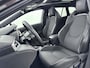 Toyota Corolla Touring Sports 2.0 Hybrid Executive JBL | Panoramadak | Blind Spot | Elek. Kofferklep | PDC |