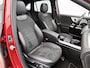 Mercedes-Benz EQA 250 AMG Nightpakket 67 kWh | Panoramadak | Trekhaak | Distronic | 360gr Camera | Sfeerverlichting | Memory | CarPlay | Inclusief 24 maanden Mercedes-Benz Certified garantie voor Europa.
