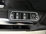 Mercedes-Benz EQA 250 AMG Nightpakket 67 kWh | Panoramadak | Trekhaak | Distronic | 360gr Camera | Sfeerverlichting | Memory | CarPlay | Inclusief 24 maanden Mercedes-Benz Certified garantie voor Europa.