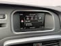 Volvo V40 2.0 T5 Summum | Adaptieve Cruise Control | BLIS | Keyless Entry | Driver Alert | Schakelmogelijkheid Stuurwiel | Stoelverwarming Voor | Navigatie | Rijstrooksensor | Verkeersbord Detectie | Parkeersensoren Voor en Achter |