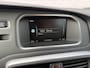Volvo V40 2.0 T5 Summum | Adaptieve Cruise Control | BLIS | Keyless Entry | Driver Alert | Schakelmogelijkheid Stuurwiel | Stoelverwarming Voor | Navigatie | Rijstrooksensor | Verkeersbord Detectie | Parkeersensoren Voor en Achter |
