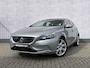 Volvo V40 2.0 T5 Summum | Adaptieve Cruise Control | BLIS | Keyless Entry | Driver Alert | Schakelmogelijkheid Stuurwiel | Stoelverwarming Voor | Navigatie | Rijstrooksensor | Verkeersbord Detectie | Parkeersensoren Voor en Achter |