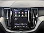 Volvo XC60 2.0 T6 Plug-in hybrid AWD Plus Dark | SOH 100% | Trekhaak | Panoramadak | Cruise Control Adaptief | Voorstoelen met Geheugen | Stoelverwarming | Apple Carplay/Android Auto |