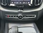 Volvo XC60 2.0 T6 Plug-in hybrid AWD Plus Dark | SOH 100% | Trekhaak | Panoramadak | Cruise Control Adaptief | Voorstoelen met Geheugen | Stoelverwarming | Apple Carplay/Android Auto |