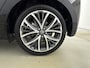 Toyota Yaris 130 Hybrid Dynamic Luxury | Leder | Metaalkleur | Navigatie | ***