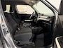 Suzuki Swift 1.2 - 90PK Sportline | Sportuitlaat | Apple CarPlay/Android Auto | Stoelverwarming | Lichtmetalen Velgen | Airco | Navi | LED Dagrijverlichting | Privacy Glass |