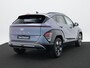 Hyundai Kona 1.6 GDI HEV Premium | Lederen bekleding | Stoelverkoeling | Stoelverwarming | Stuurverwarming | Adaptieve Cruise Control | 360 Camera | Keyless | DAB | ACTIEPRIJS, VRAAG NAAR DE VOORWAARDEN |