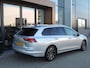 Volkswagen Golf Variant 1.0 eTSI Life AUTOMAAT | 17'' Allseason | Trekh | ErgoActive | CarPlay | ACC | ECC | Priv.glas | LED kopl