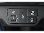 Kia Stonic 1.0 T-GDi MHEV DynamicLine Navigatie - Achteruitrijcamera - Cruise Control - Apple & Android Carplay - Fabrieksgarantie t/m 14-04-2032
