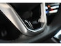 Volkswagen T-Roc 1.5 TSI 150pk R-Line | IQ. Light | Camera | Trekhaak | 100% (Dealer) onderhouden label