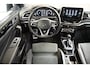 Volkswagen T-Roc 1.5 TSI 150pk R-Line | IQ. Light | Camera | Trekhaak | 100% (Dealer) onderhouden label