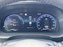 Toyota Yaris Cross HYBRID 130 LAUNCH EDITION TREKHAAK STOEL/STUURVERW PARK-SENSOREN BLIND-SPOT HEAD-UP EL-KOFFERKLEP SPORTSTOELEN APPLE/ANDROID JBL-AUDIO LED-MATRIX NL-AUTO