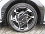 Kia EV4 GT-PlusLine 81.4 kWh | Schuifdak | Stuur-/stoelverwarming + ventilatie | Camera rondom | Elek. stoelverstelling | Leer | HUD | LED | 19" LM |