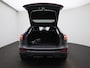 Audi Q6 Sportback e-tron edition quattro 100 kWh l Adaptive cruise control l Luchtvering l Glazen panoramadak l Geheugen best.stoel l Dodehoekdetectie l Stuurverwarming l MMI-bijrijdersscherm l 360 graden camera l Head-up display l Trekhaak l Elektrisch verstelbaar stuur l Alarm klasse III l Warmtepomp l