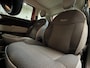 Fiat 500 0.9 TwinAir 80pk Turbo Young Cruise control, Navigatie, DAB audio