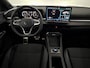 Volkswagen T-Roc 1.5 TSI e R-Line Edition Nieuwe model!, Camera, Iq lights, Navi, Half leder, Stoel/Stuurverwarming, Cruise control adaptief, Sfeerverlichting, Keyless start, 2 jaar garantie