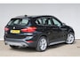 BMW X1 sDrive20i Executive | Trekhaak | Panoramadak | Navigatie | Stoelverwarming | Head-up display | LED koplampen |