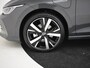 Volkswagen Golf 1.5 eHybrid Life Edition 204Pk DSG/AUTO Panorama-dak | Elektr. Stoel incl Memory l Achteruitrijcamera | Apple carplay Android auto | Keyless entry/start | Cruise control adaptief | Parkeer assistent | DAB | 18"LMV