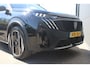 Peugeot 3008 1.6 plug-in Hybrid 195 GT Exclusive | Panorama/schuifdak | Lederen bekleding | Trekhaak | NL auto | Focal | 20 Inch | 5.500km |