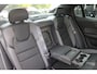 Volvo S60 B3 Automaat R-Design Black Edition Emblemen | Schuif/Kanteldak | Parkeercamera | Parkeerverwarming | BLIS | Parkeersensoren voor + achter | 19'' Lichtmetalen velgen | Adaptive Cruise & Pilot Assist | Stoelverwarming |