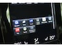 Volvo S60 B3 Automaat R-Design Black Edition Emblemen | Schuif/Kanteldak | Parkeercamera | Parkeerverwarming | BLIS | Parkeersensoren voor + achter | 19'' Lichtmetalen velgen | Adaptive Cruise & Pilot Assist | Stoelverwarming |