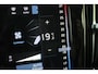 Volvo S60 B3 Automaat R-Design Black Edition Emblemen | Schuif/Kanteldak | Parkeercamera | Parkeerverwarming | BLIS | Parkeersensoren voor + achter | 19'' Lichtmetalen velgen | Adaptive Cruise & Pilot Assist | Stoelverwarming |