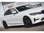 BMW 3-Serie 330e eDrive Edition PREMIUM AUDIO/DAB/LEDEREN BEKLEDING/ 19'' breedset 1199 euro meerprijs!