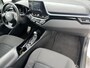 Toyota C-HR / C-HR+ 1.8 Hybrid Dynamic | Carplay | Dode hoek waarschuwing | Parkeersensoren | 18 inch LM-velgen |