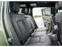 Land Rover Defender 110 P300e 110 X-Dynamic HSE | Full Options | Woolstone Green | 6-persoons | 22" Urban WX-2 velgen |