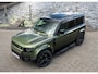 Land Rover Defender 110 P300e 110 X-Dynamic HSE | Full Options | Woolstone Green | 6-persoons | 22" Urban WX-2 velgen |