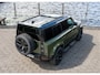 Land Rover Defender 110 P300e 110 X-Dynamic HSE | Full Options | Woolstone Green | 6-persoons | 22" Urban WX-2 velgen |