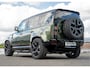 Land Rover Defender 110 P300e 110 X-Dynamic HSE | Full Options | Woolstone Green | 6-persoons | 22" Urban WX-2 velgen |