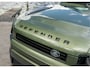 Land Rover Defender 110 P300e 110 X-Dynamic HSE | Full Options | Woolstone Green | 6-persoons | 22" Urban WX-2 velgen |
