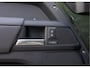 Land Rover Defender 110 P300e 110 X-Dynamic HSE | Full Options | Woolstone Green | 6-persoons | 22" Urban WX-2 velgen |