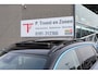 Lynk & Co 01 1.5 Panoramadak/360° Camera/Keyless/Lane assist/Adaptive cruise control/Apple carplay/Climate control/Stoelverwarming/Dodehoek detectie/Elektrisch sluitende achterklep/Elektrisch verstelbare stoel met geheugen