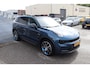 Lynk & Co 01 1.5 Panoramadak/360° Camera/Keyless/Lane assist/Adaptive cruise control/Apple carplay/Climate control/Stoelverwarming/Dodehoek detectie/Elektrisch sluitende achterklep/Elektrisch verstelbare stoel met geheugen